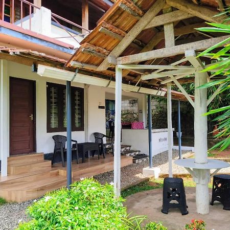 Sherly Cottages Varkala Esterno foto