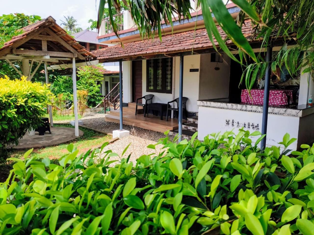 Sherly Cottages Varkala Esterno foto